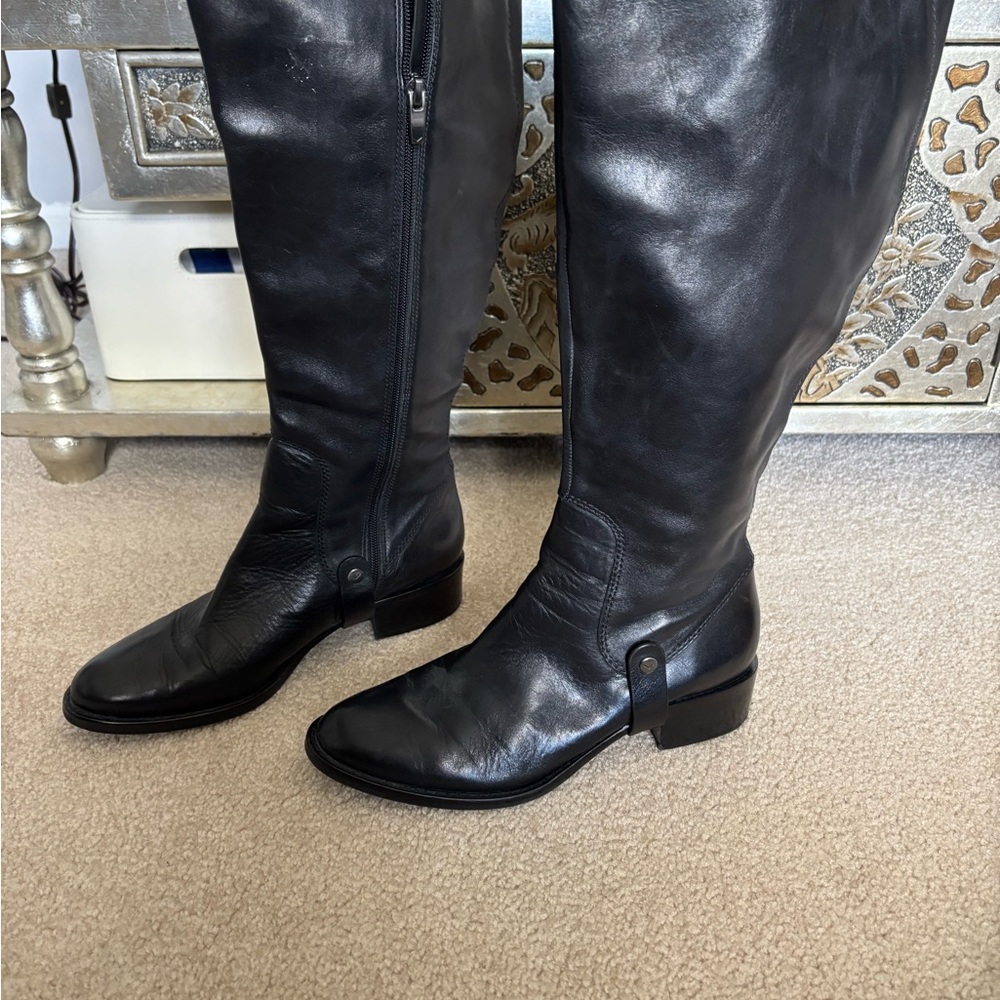 Via Spiga Black Leather Heeled Boots